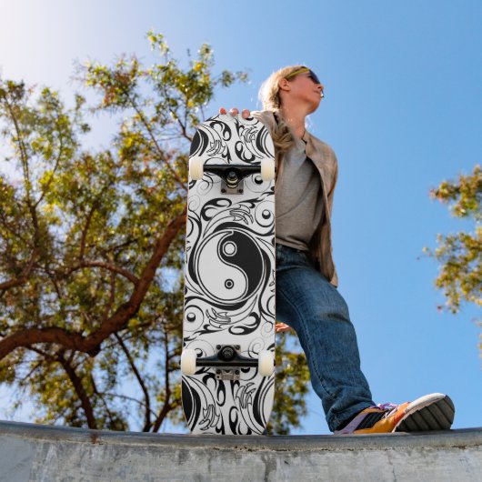 Yin & Yang Symbol Black and White Tattoo Style スケートボード (室外1)