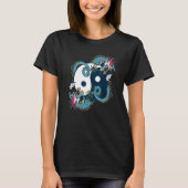 Ying Yang  Tai Chi Dragon Design for Meditation  T Tシャツ (正面)