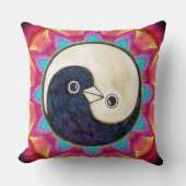 YinYangのハト派議員が付いているサイケデリックなクッション クッション (正面)