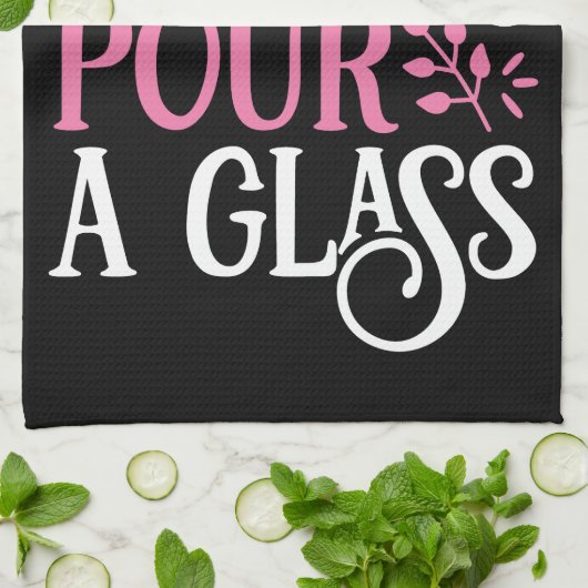 Yoga Class? Pour a Glass キッチンタオル (折り畳み)
