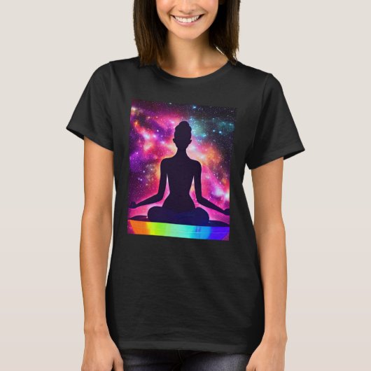 Yoga Girl Female Sun Salutation Meditation Chakra Tシャツ (正面)