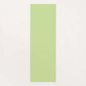 Yoga para mujer con delicadas flores sobre verde ヨガマット (裏面)