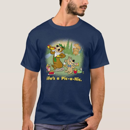 Yogi Bear Lifes a PicaNic Small friends Tシャツ (正面)