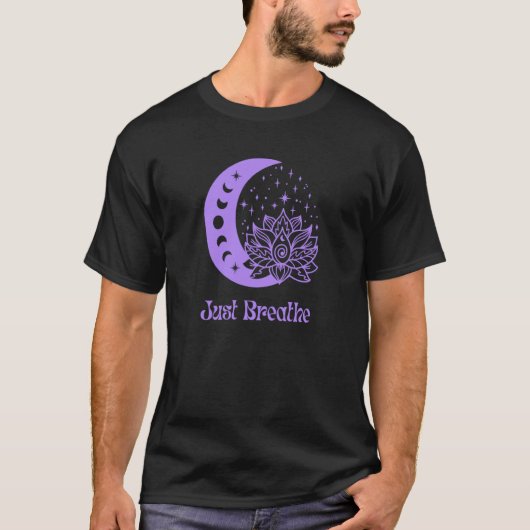 Yogi Purple Moon Phase Yoga Meditation Just Breath Tシャツ (正面)