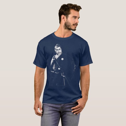 Yojimbo Toshiro Mifune Tシャツ (正面フル)