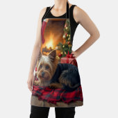 Yorkshire Terrier Cozy Christmas Evening Painting エプロン (インサイチュ)