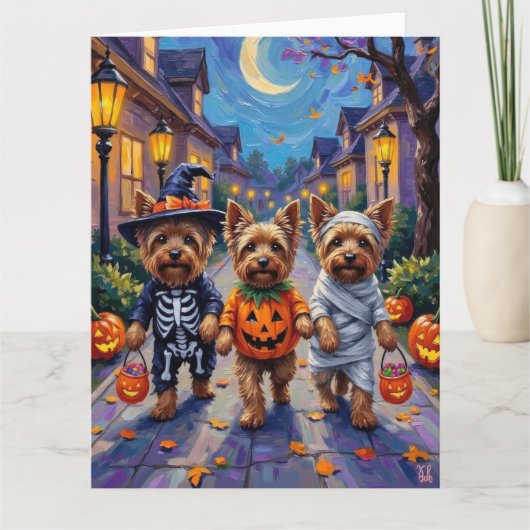 Yorkshire Terrier Dogs in Halloween Costumes カード (正面)
