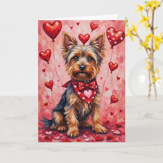 Yorkshire Terrier Valentine Dog Sitting with Heart カード (黄色い花)
