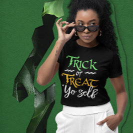 Yoself Women'おもしろいs Halloweenのトリックまたは治療 Tシャツ