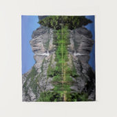 Yosemite Fallsの反射 タペストリー (正面)