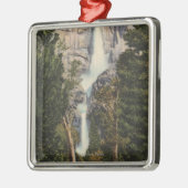 Yosemite Falls及び谷の眺め メタルオーナメント (左)