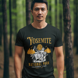 Yosemite Forest Landscape with Vintage Wolf Tシャツ