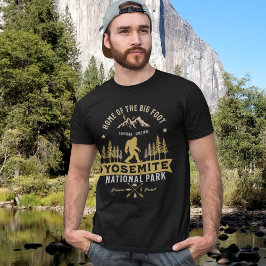 Yosemite National Park Home of the Big Foot Tシャツ