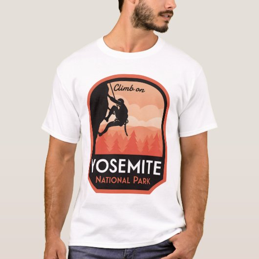 Yosemite National Park Rock Climbing Tシャツ (正面)