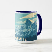 Yosemite Winter Retro: Half Dome & Snow Peaks マグカップ (正面右)
