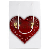 You and I -赤いハート上のアルファベットゲーム ミディアムペーパーバッグ (裏面)