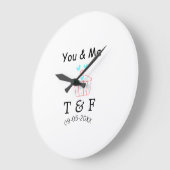 You and me love cup cake red valentine's day name  ラージ壁時計 (傾斜)
