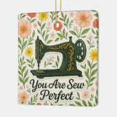 You Are パーソナライズされた Sew Perfect裁縫マシン セラミックオーナメント (左)