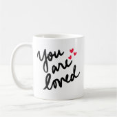 You Are Loved – Affirmation Typography コーヒーマグカップ (左)