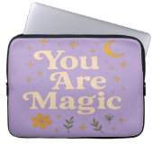 You Are Magic - Inspirational Star Design with Pos ラップトップスリーブ (正面)