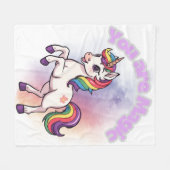 You Are Magic – Süßes Einhorn mit Regenbogenmähne フリースブランケット (正面(横))