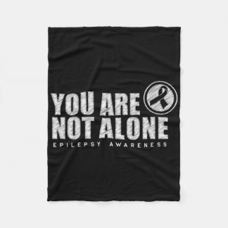 You Are Not Alone Wear Purple Day Epilepsy Awarene フリースブランケット