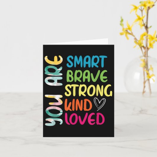 You Are Smart Brave Strong Kind Loved Motivation T カード (黄色い花)