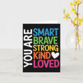 You Are Smart Brave Strong Kind Loved Motivation T カード (黄色い花)