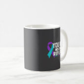 You Can Never Be Replaced Suicide Prevention Aware コーヒーマグカップ (正面右)