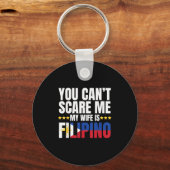 You Can't E Me My Wife Is Filino Shirt キーホルダー (正面)