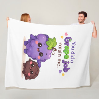 You Did a Grape Job Raisin Me Funny Father's Day フリースブランケット
