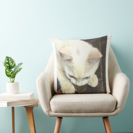 You Got Me!, Funny Anniversary Throw Pillow クッション (椅子)