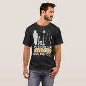 You Know The Owner Cool Mixing Fun Bartender Tシャツ (正面フル)