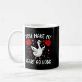 You Make My Heart Go Honk Valentine Goose  コーヒーマグカップ (左)