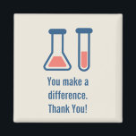 You Makes Difference Science Medical マグネット<br><div class="desc">試験管とビーカーの可愛いスケッチを持つマグネット。科学タイプに最適。文字は言う：あなたは違いを作る。サンキュー!文字は編集可能。</div>