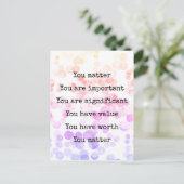 You Matter 前向き確認タイポグラフィ点 ポストカード (スタンド正面)