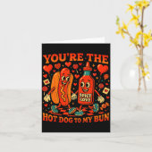 You’re The Hot Dog To My Bun Funny Valentine Coupl カード (黄色い花)