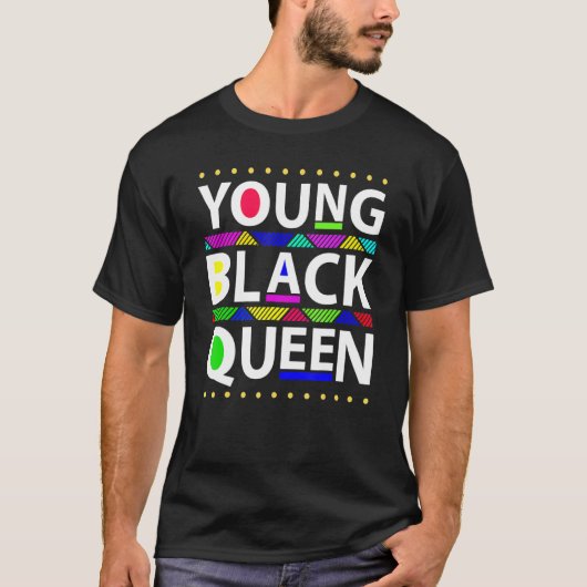 Young Black Queen Black History Month Girls Kids Tシャツ (正面)