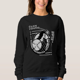 Young Clan Gaelic Motto Swordsman スウェットシャツ