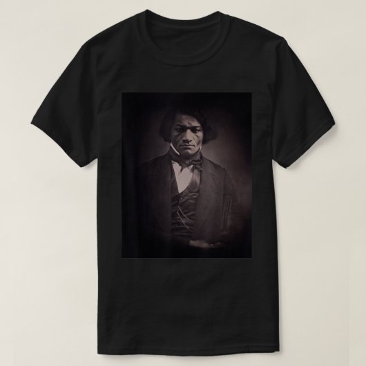 Young Frederick Douglass Black History Month Tシャツ (デザイン正面)