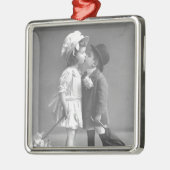 Young Love Photo c 1920s メタルオーナメント (左)