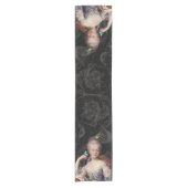 Young Marie Antoinette青い蝶オンブラック ショートテーブルランナー (正面)