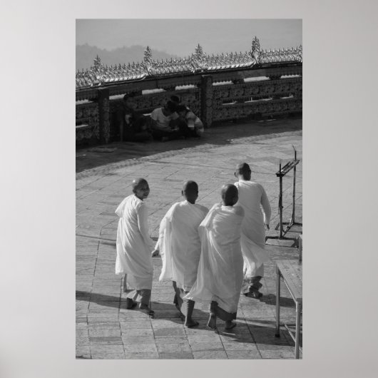 Young Monks, Golden Rock Temple, Myanmar ポスター (正面)