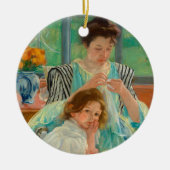 Young Mother Sewing | Mary Cassatt セラミックオーナメント (正面)