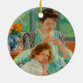 Young Mother Sewing | Mary Cassatt セラミックオーナメント (裏面)