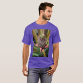 Young pineapple growing under the tropical sun tシャツ (正面フル)