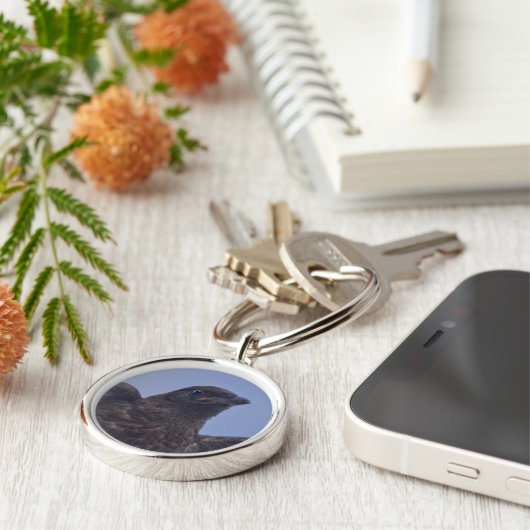 Young Raven on Quesnel Bridge w Sky キーホルダー (側面)