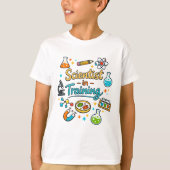 Young Scientist in Training Invitation Tシャツ (正面)