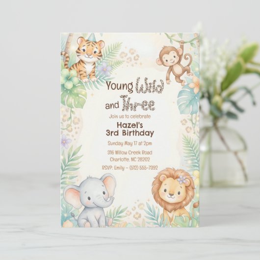 Young Wild & Three ジャングルサファリ動物の誕生日 招待状 (スタンド正面)