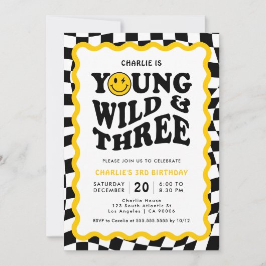 Young Wild & Three | ハッピーな顔の男の子 3歳の誕生日 招待状 (正面)